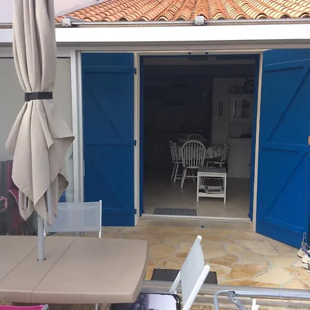 Maisonnette Calme Proche Avec Parking - Fr-1-476-189 *